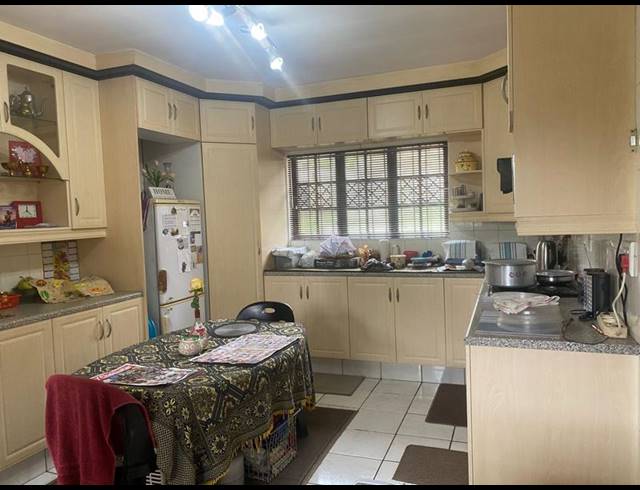 3 BEDROOM HOUSE FOR SALE IN BONELA